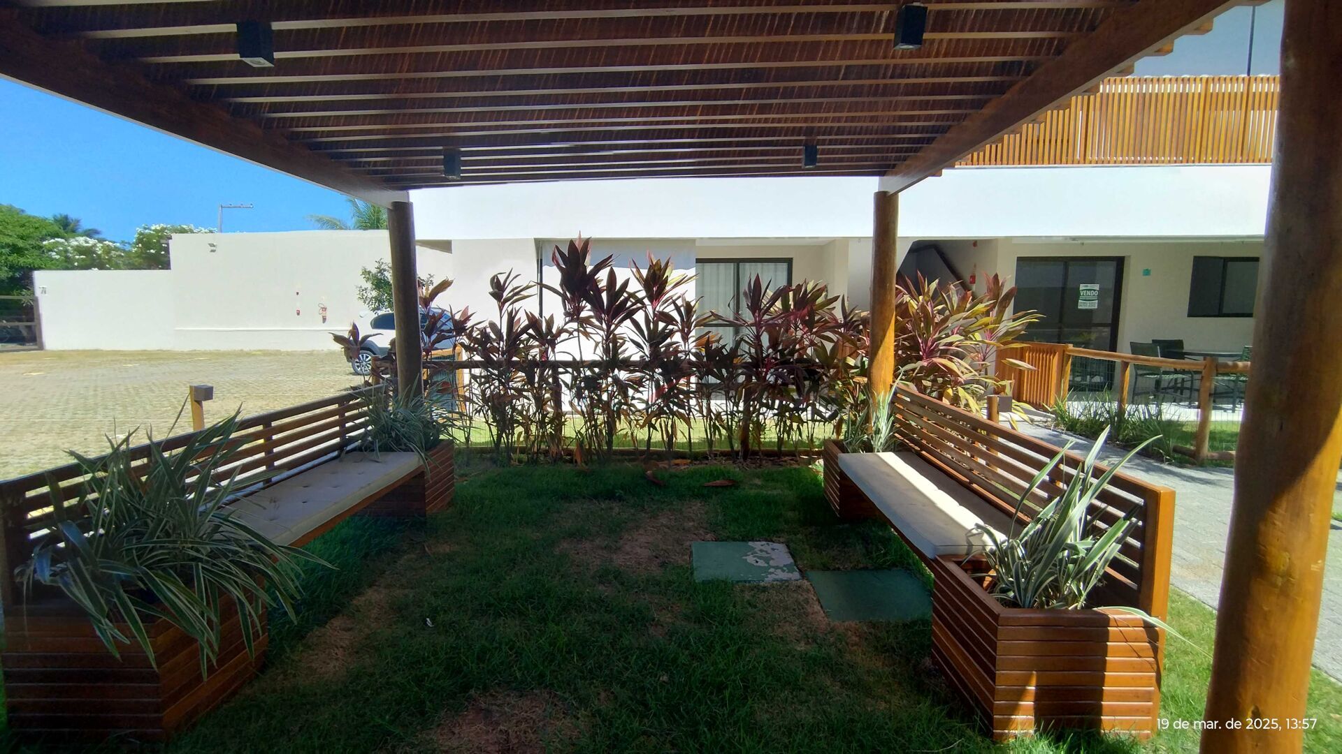 Apartamento à venda com 2 quartos, 75m² - Foto 9