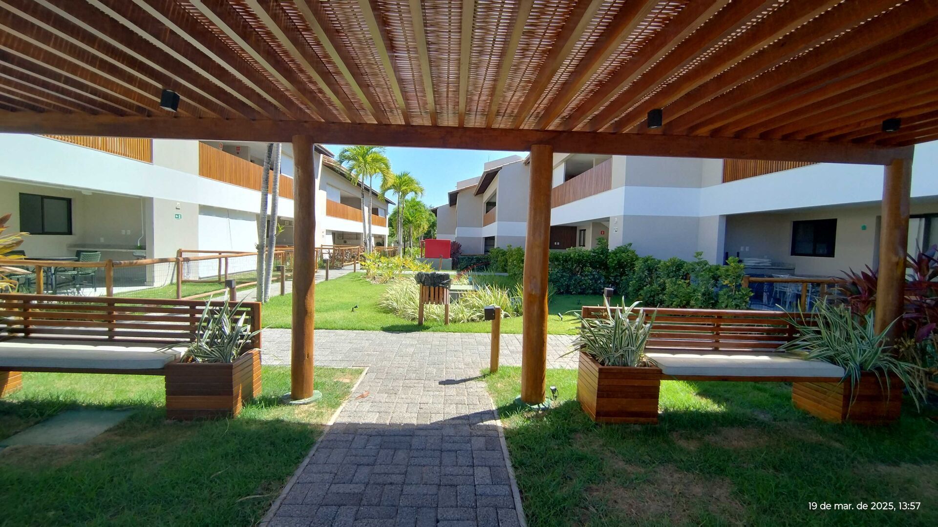 Apartamento à venda com 2 quartos, 75m² - Foto 7
