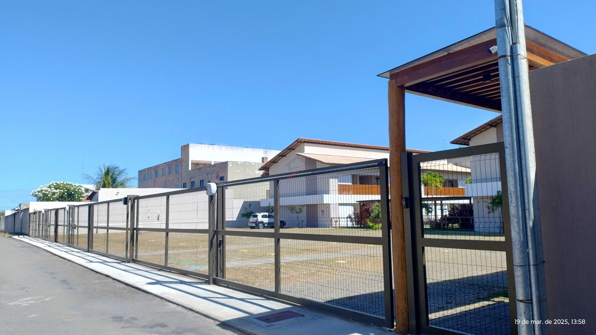Apartamento à venda com 2 quartos, 75m² - Foto 8