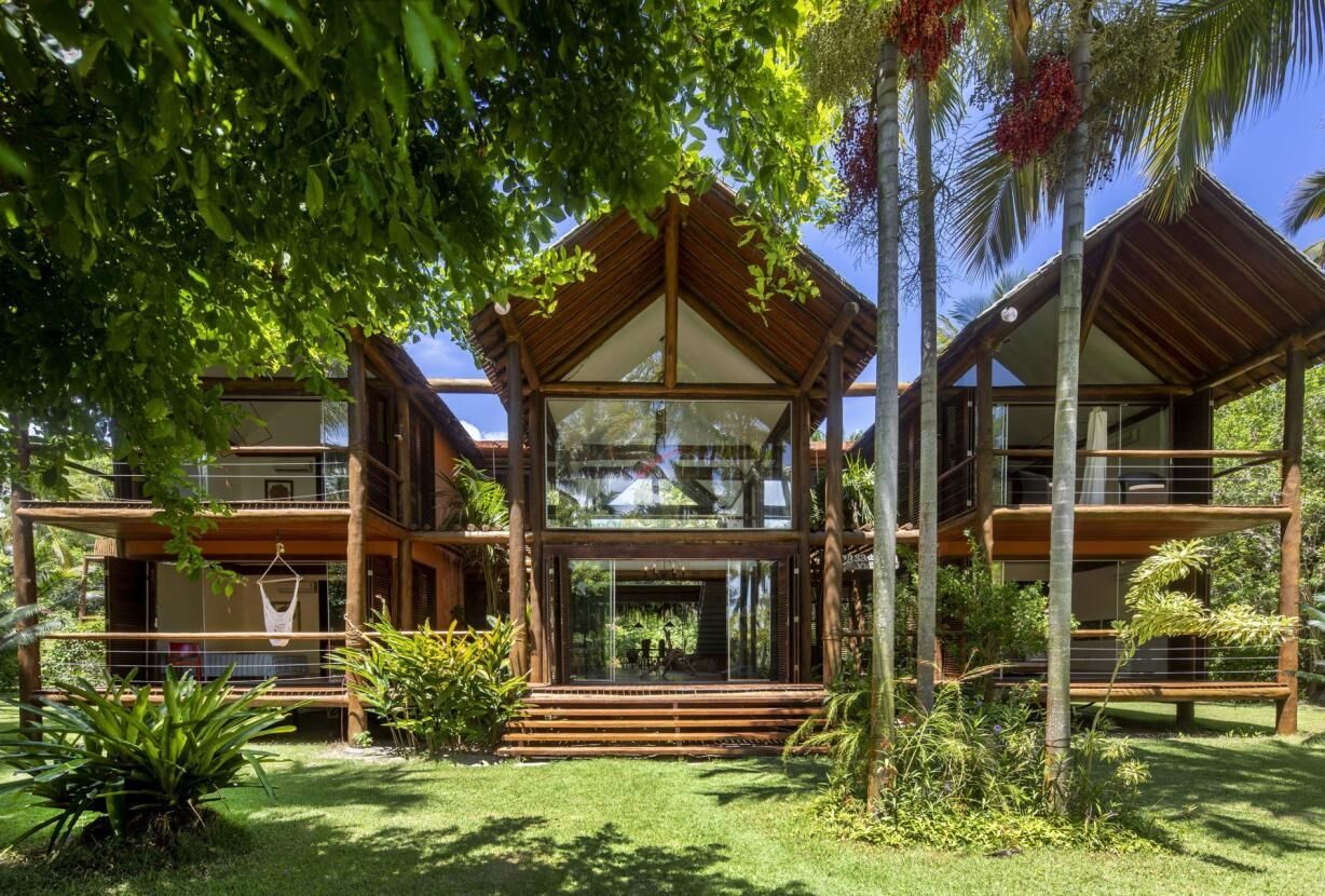 Casa à venda com 5 quartos, 630m² - Foto 1