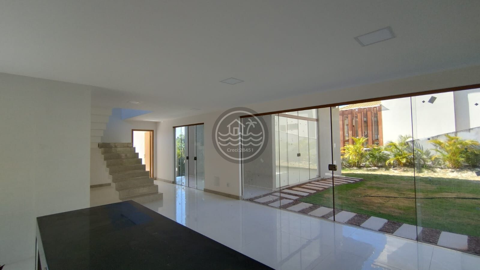 Casa de Condomínio à venda com 4 quartos, 350m² - Foto 6