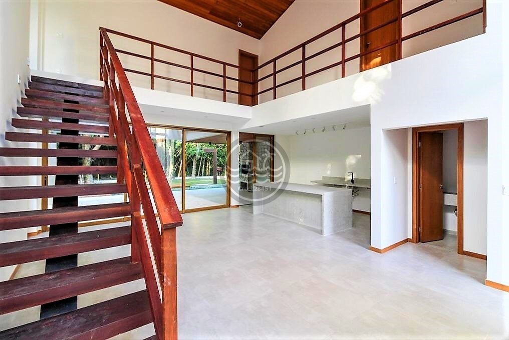 Casa de Condomínio à venda com 4 quartos, 425m² - Foto 3