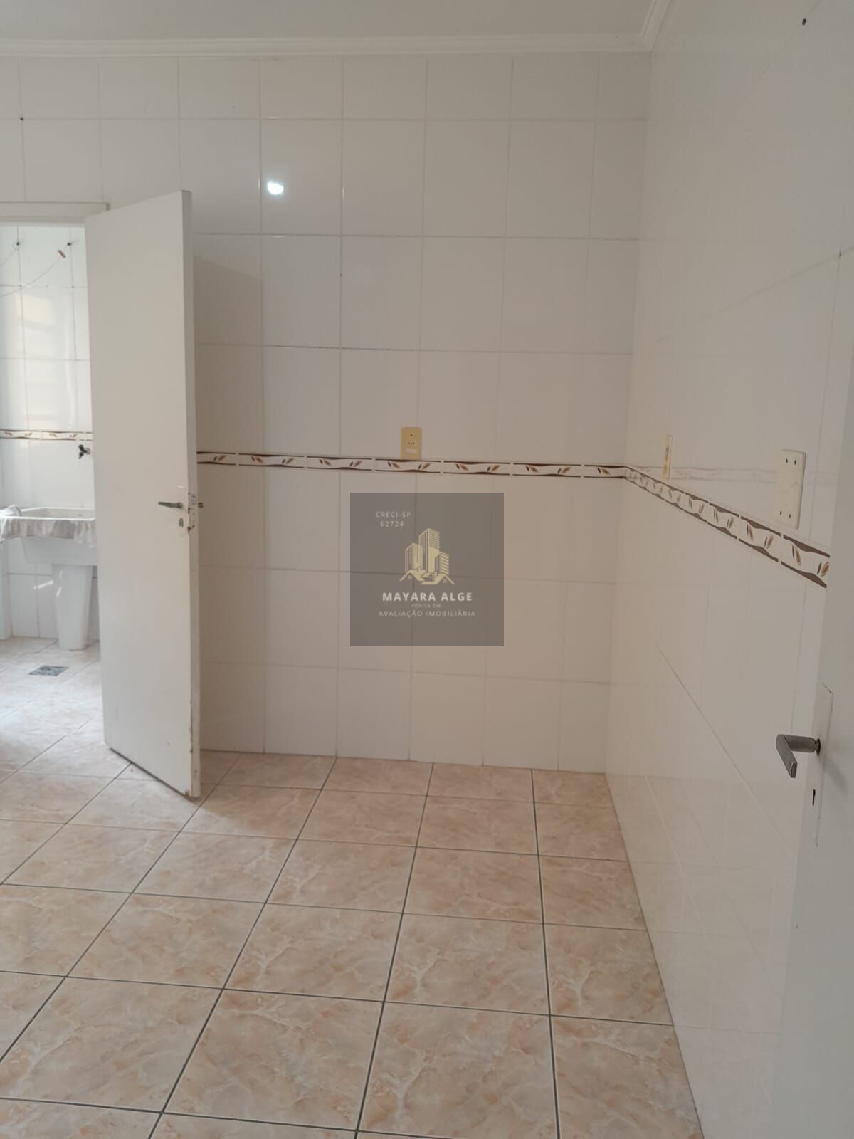 Apartamento com garagem no Centro em São Vicente para venda 4