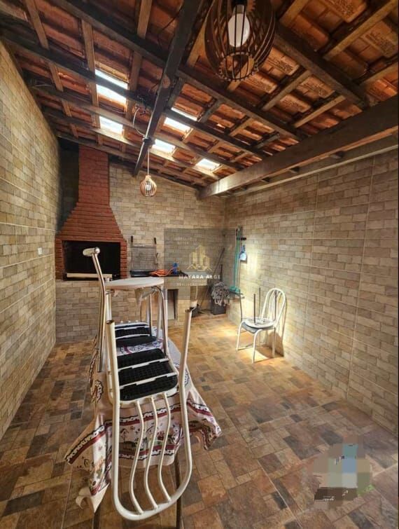 Casa com suíte e garagem no Vila Assunção em Praia Grande para venda