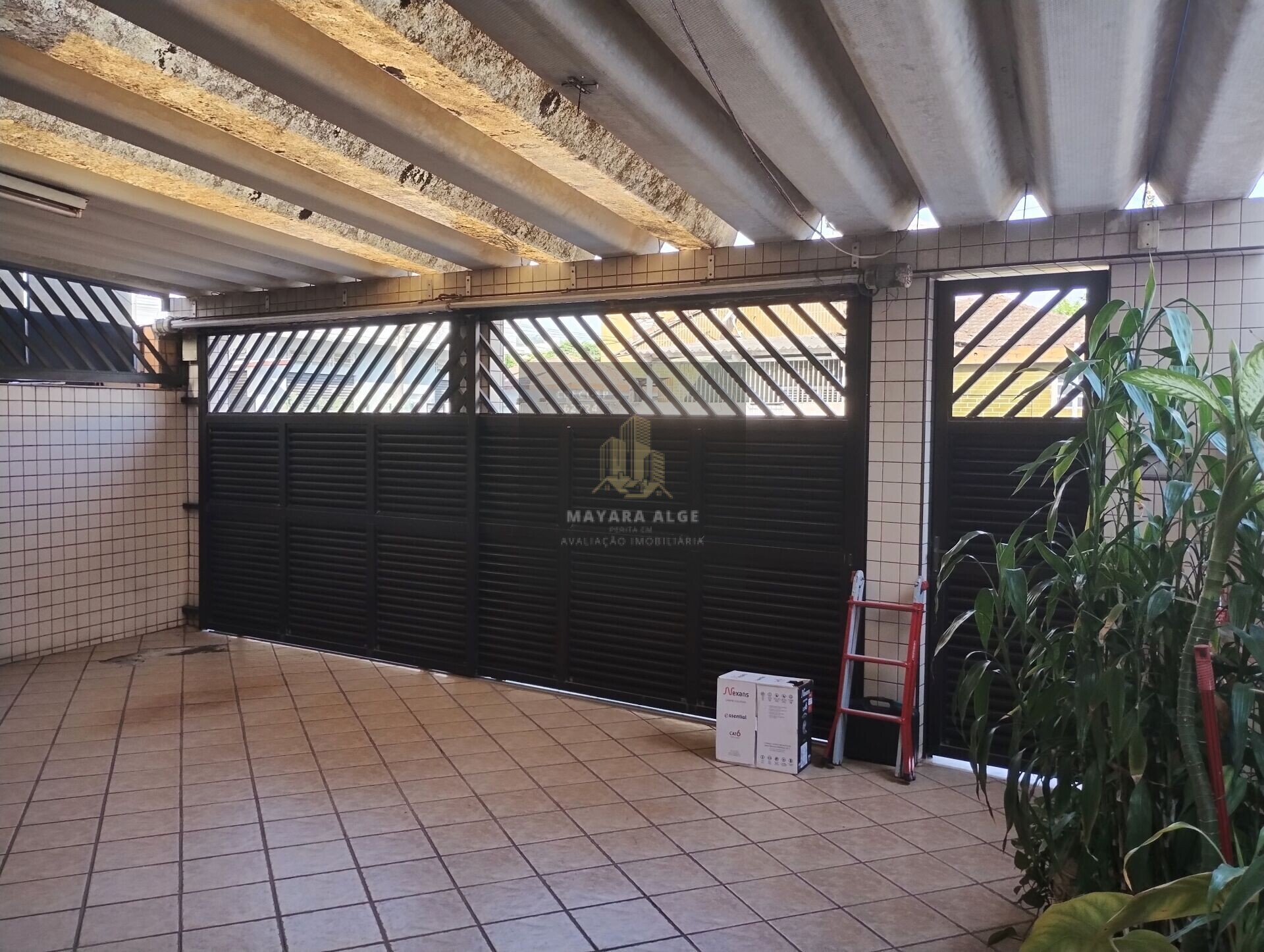 Casa Padrão 176 m² - Centro - São Vicente/SP