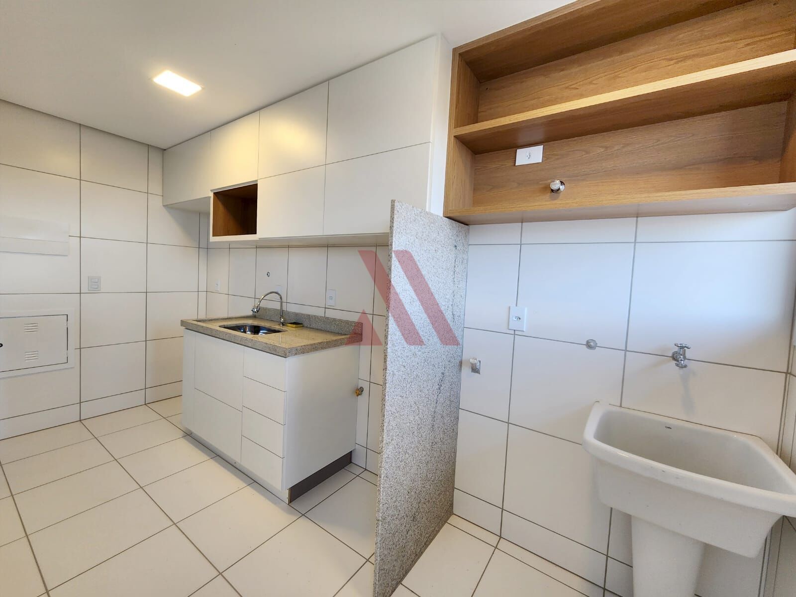 Apartamento para alugar com 2 quartos, 61m² - Foto 3