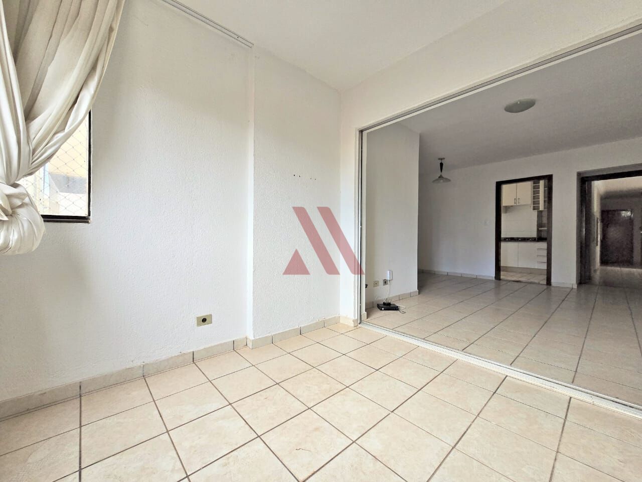 Apartamento à venda com 3 quartos, 120m² - Foto 3