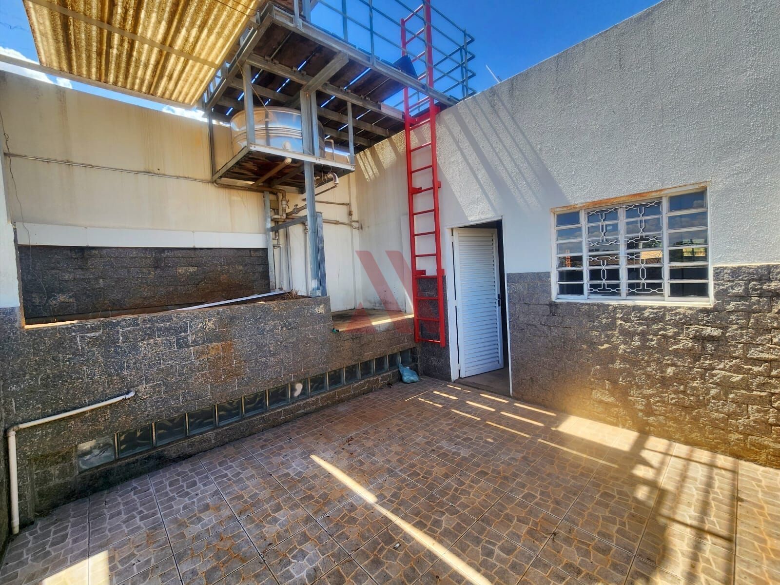 Sobrado, 11 quartos, 303 m² - Foto 20