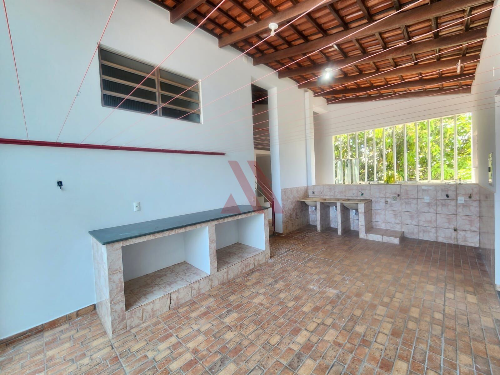 Sobrado, 11 quartos, 303 m² - Foto 7