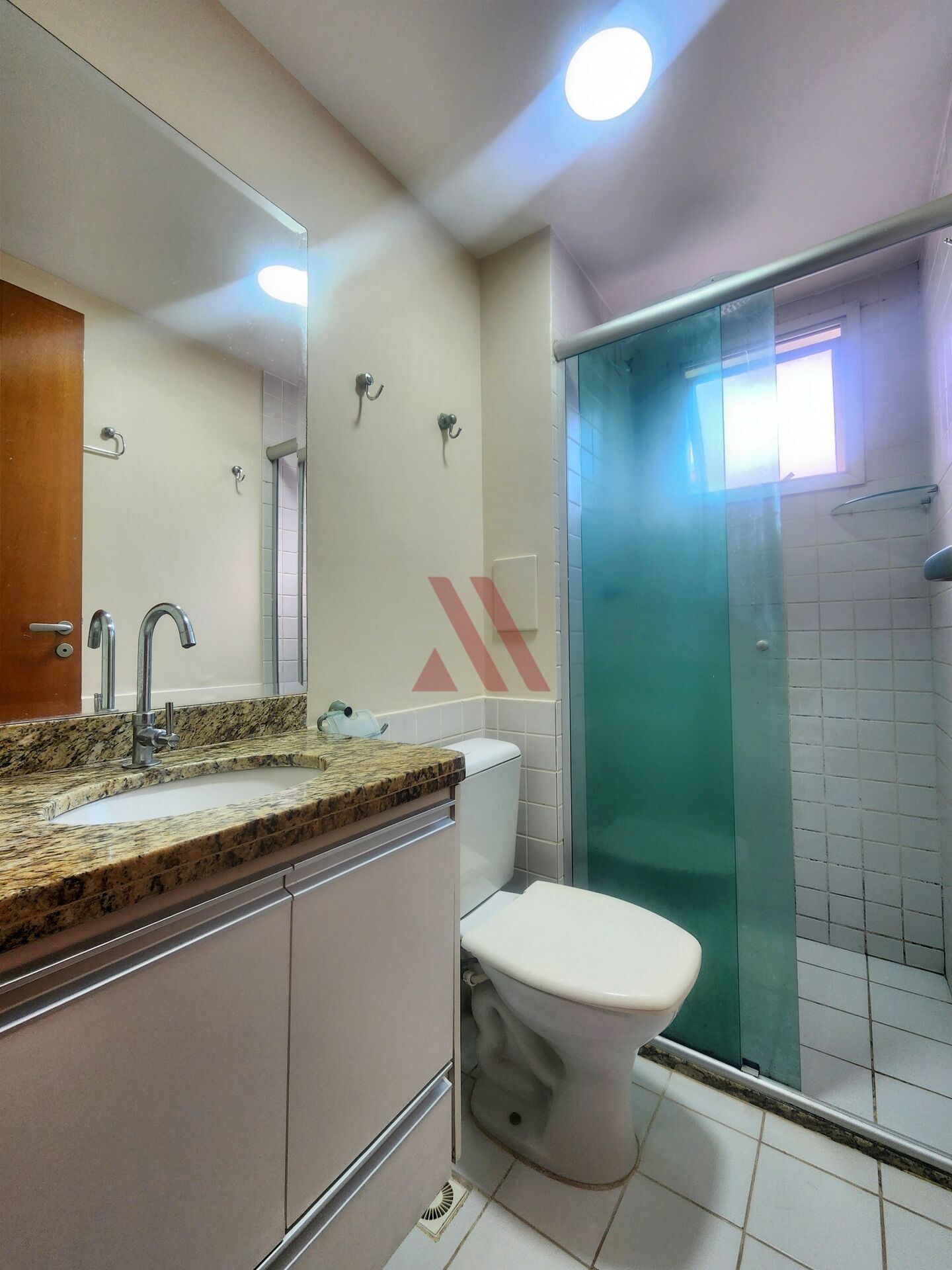 Apartamento para alugar com 2 quartos, 64m² - Foto 11