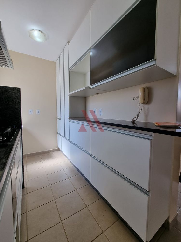 Apartamento para alugar com 2 quartos, 64m² - Foto 6