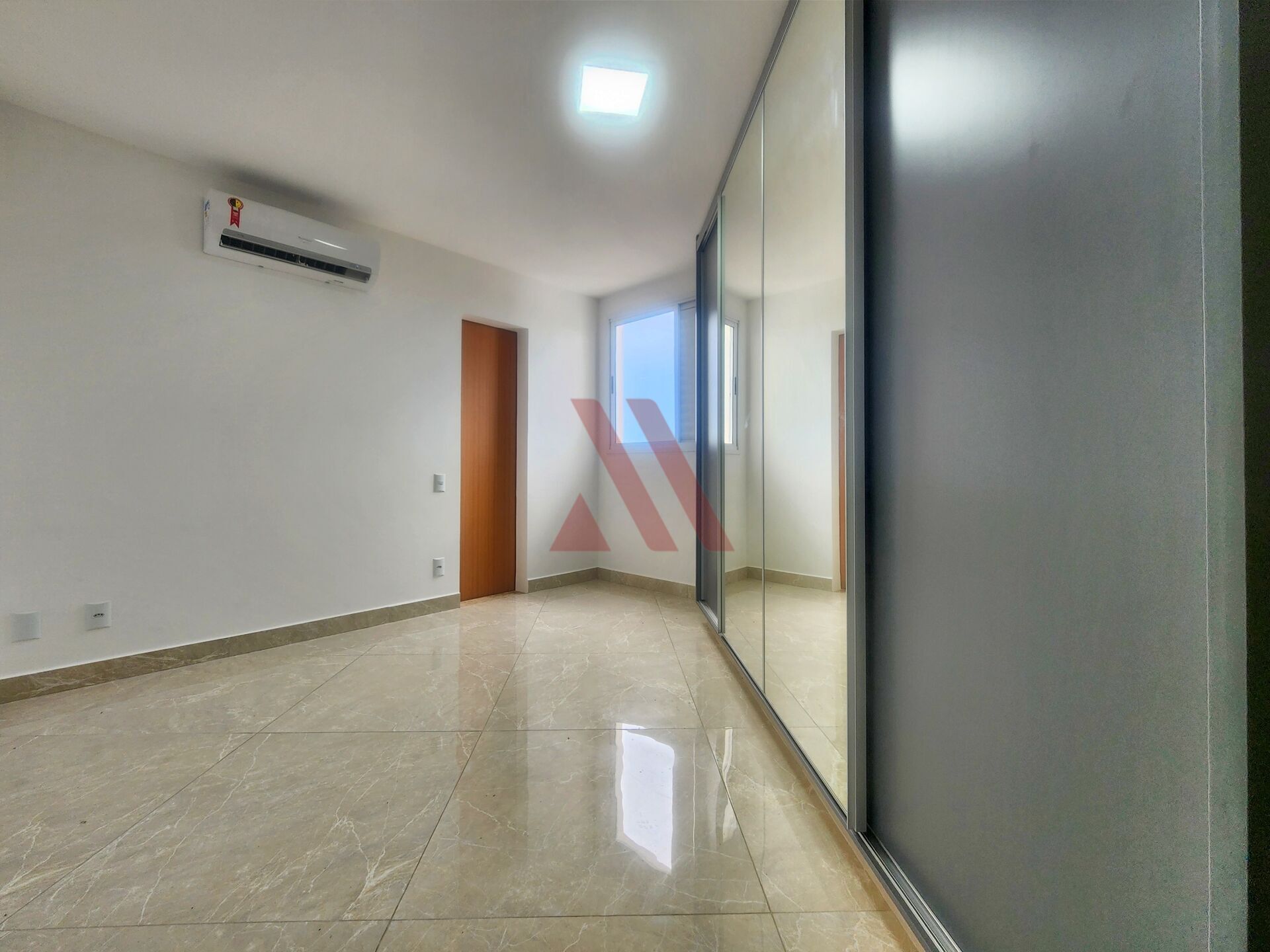 Apartamento para alugar com 3 quartos, 86m² - Foto 8