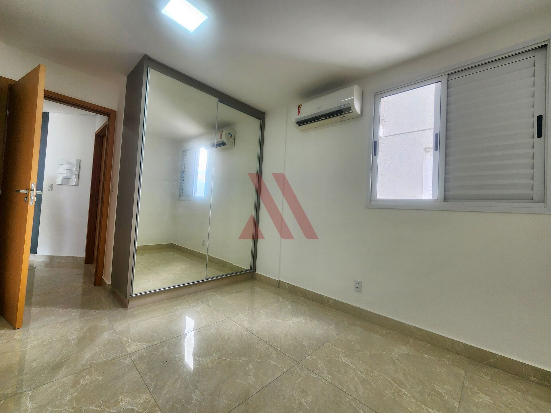 Apartamento para alugar com 3 quartos, 86m² - Foto 7