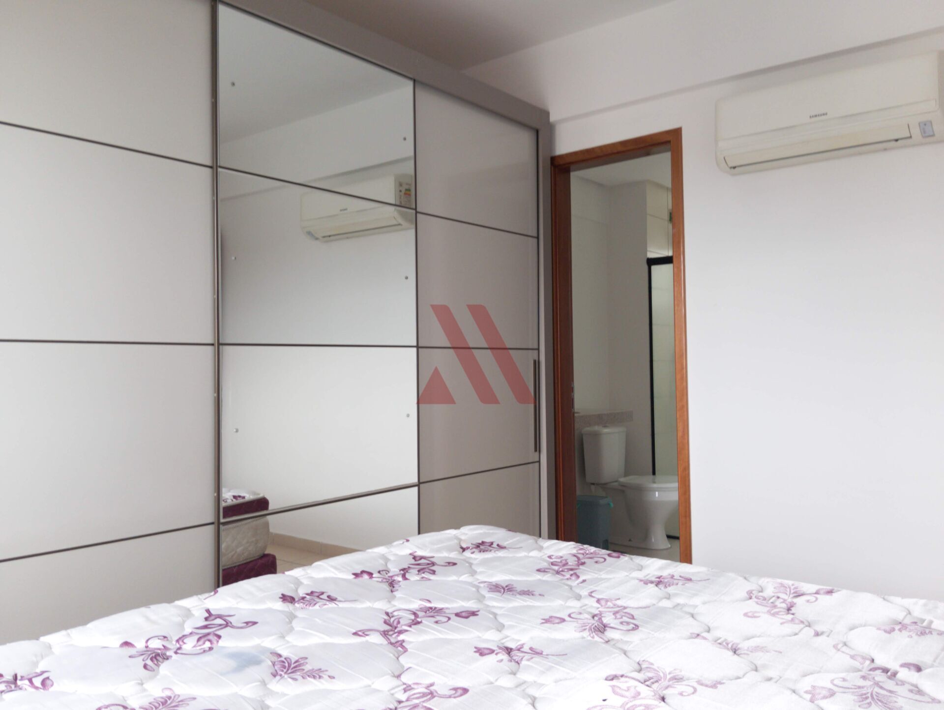 Apartamento à venda com 2 quartos, 61m² - Foto 4