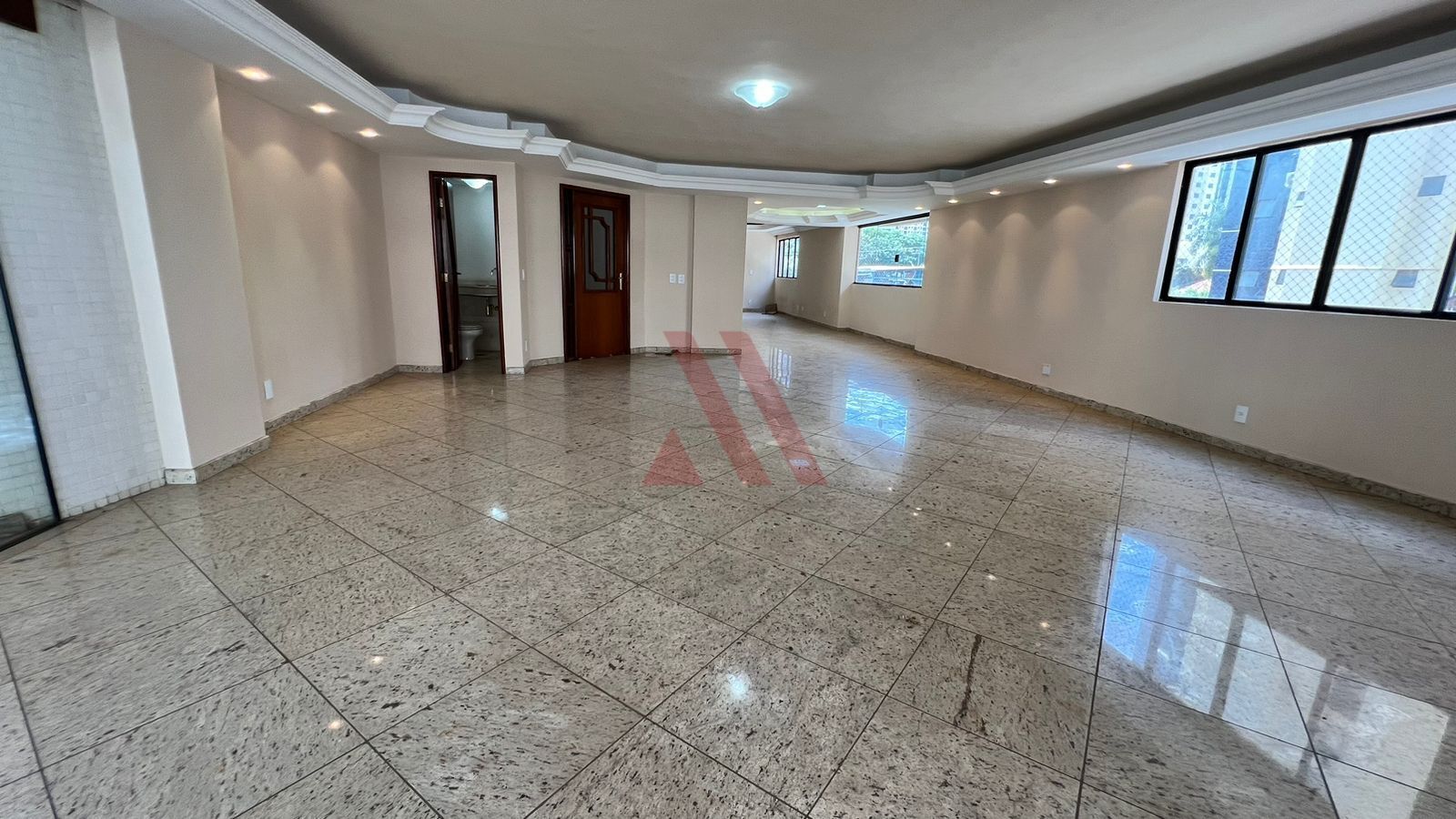 Apartamento, 4 quartos, 262 m² - Foto 1