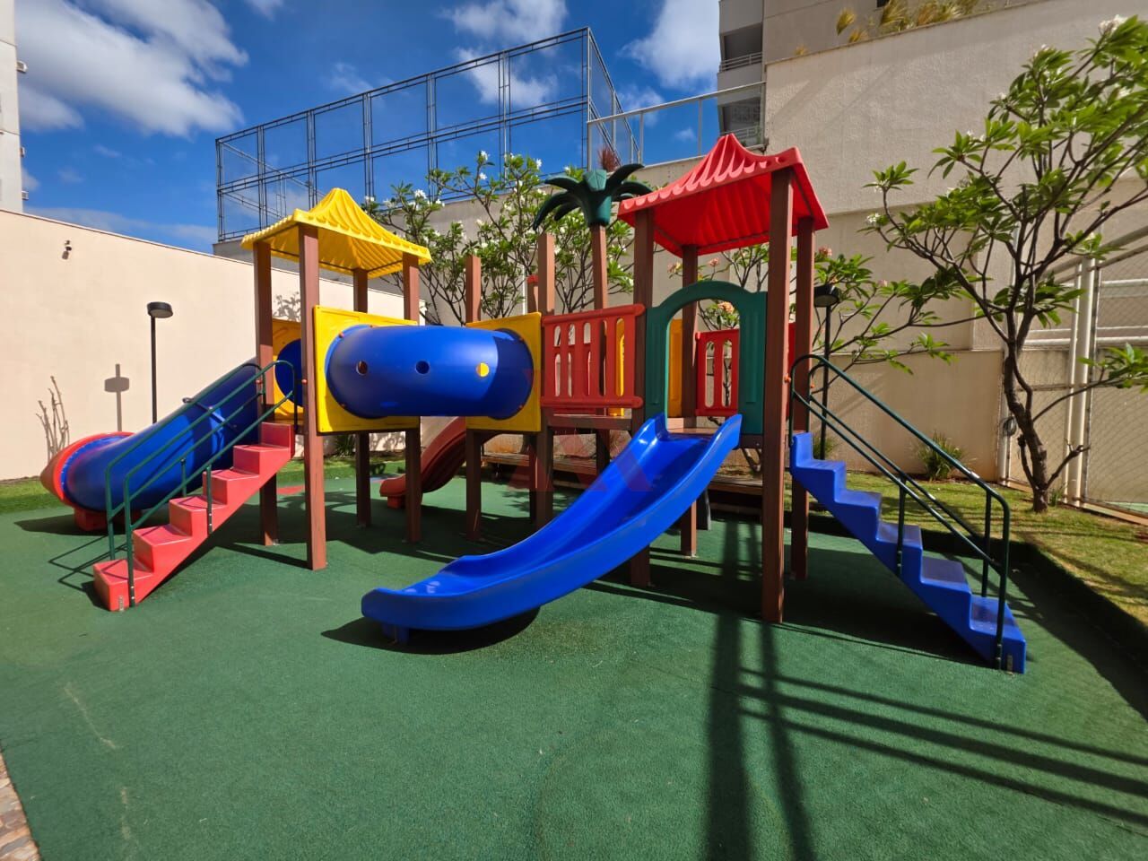 Apartamento à venda com 3 quartos, 77m² - Foto 11