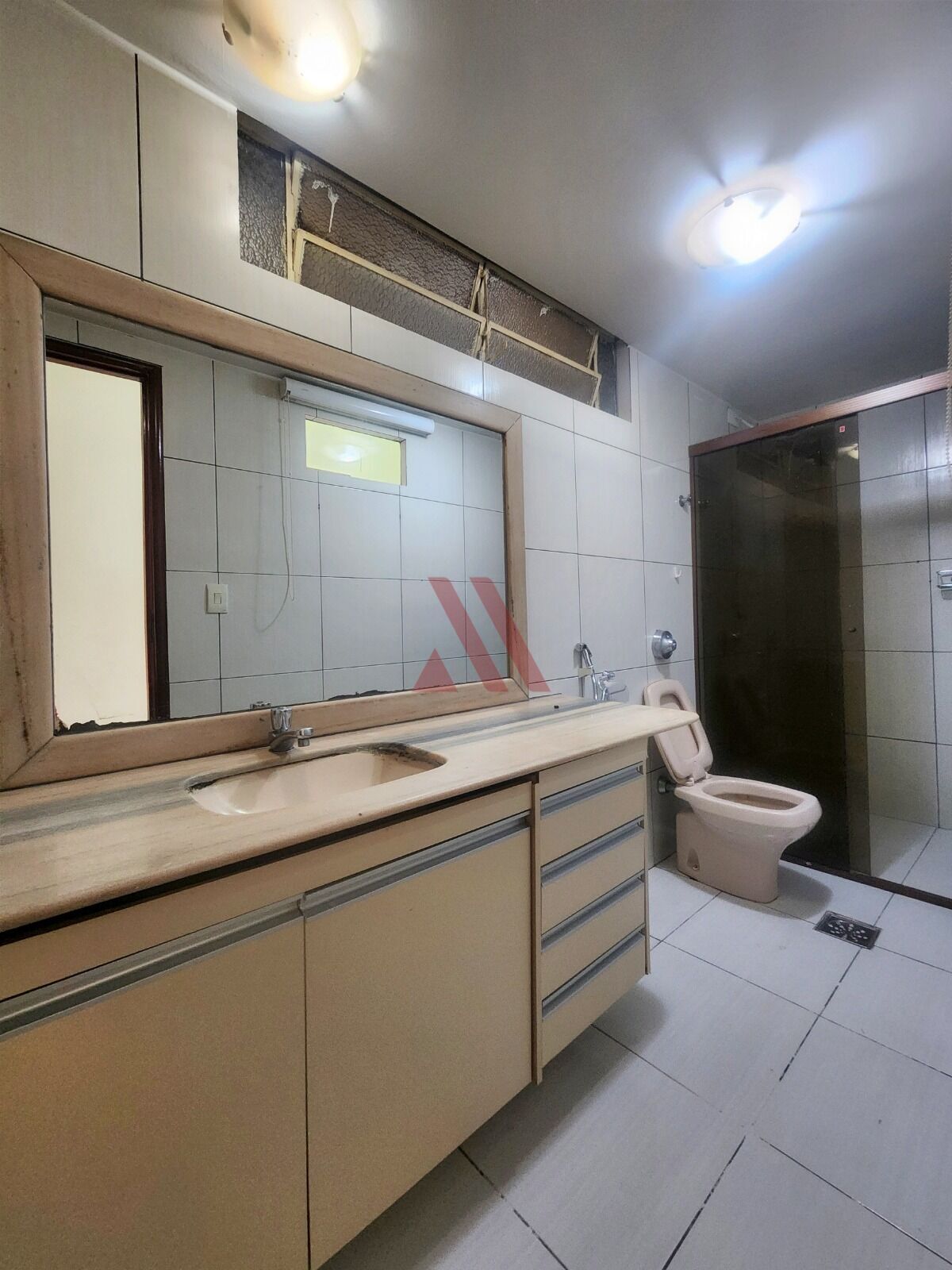 Apartamento para alugar com 2 quartos, 75m² - Foto 5