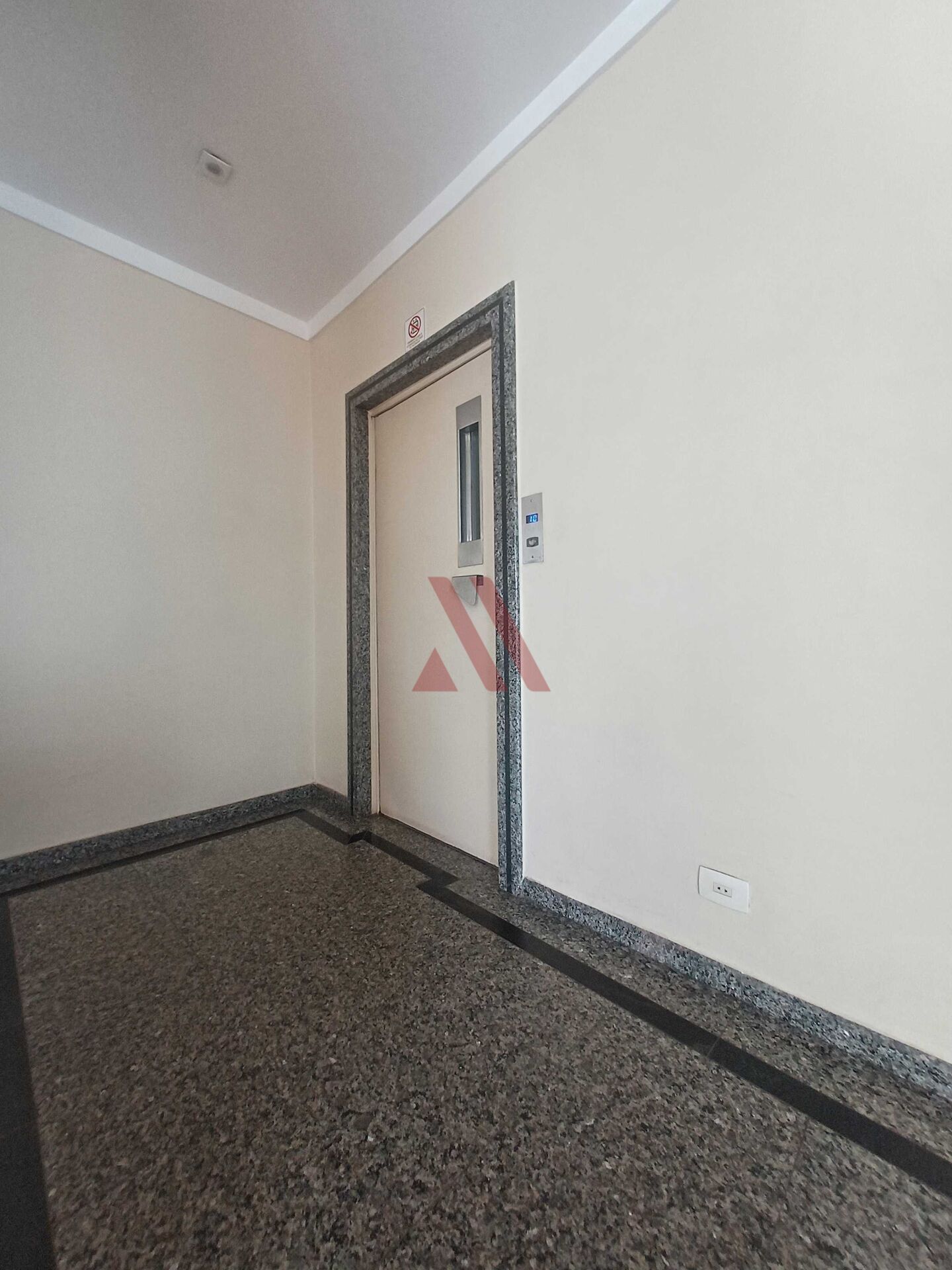 Apartamento à venda com 2 quartos, 60m² - Foto 15