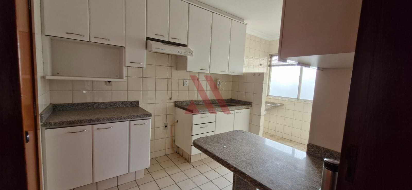 Apartamento à venda com 3 quartos, 120m² - Foto 3