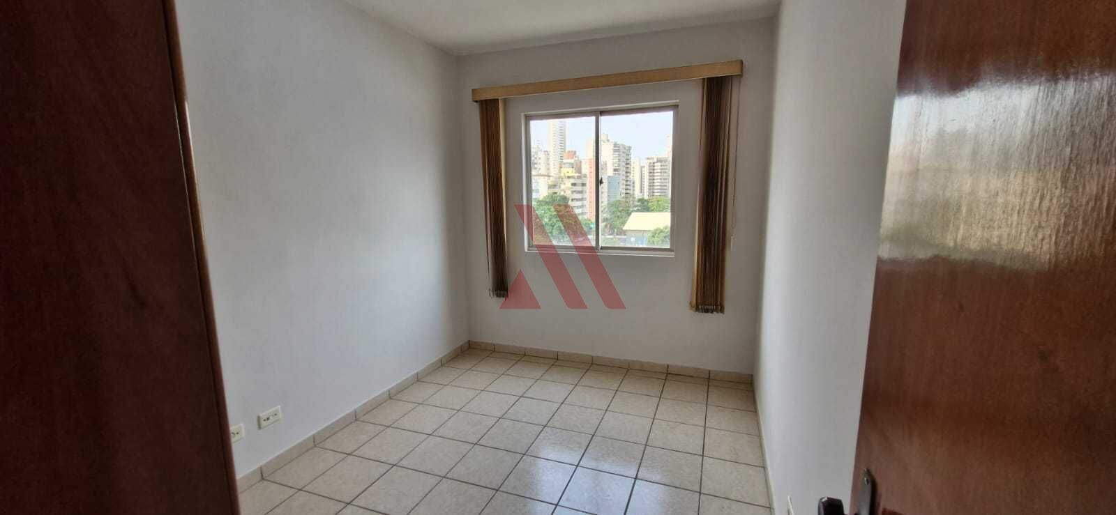 Apartamento à venda com 3 quartos, 120m² - Foto 13