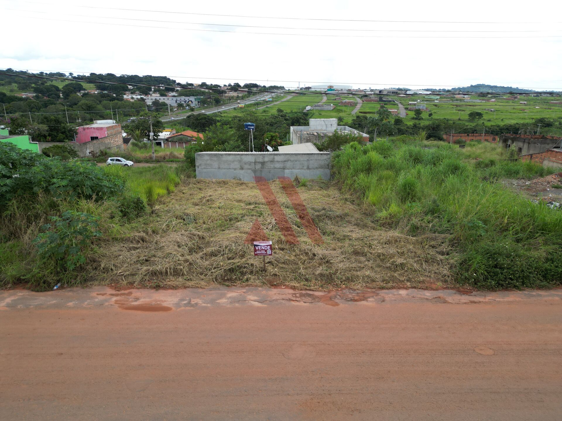 Terreno à venda, 240m² - Foto 4