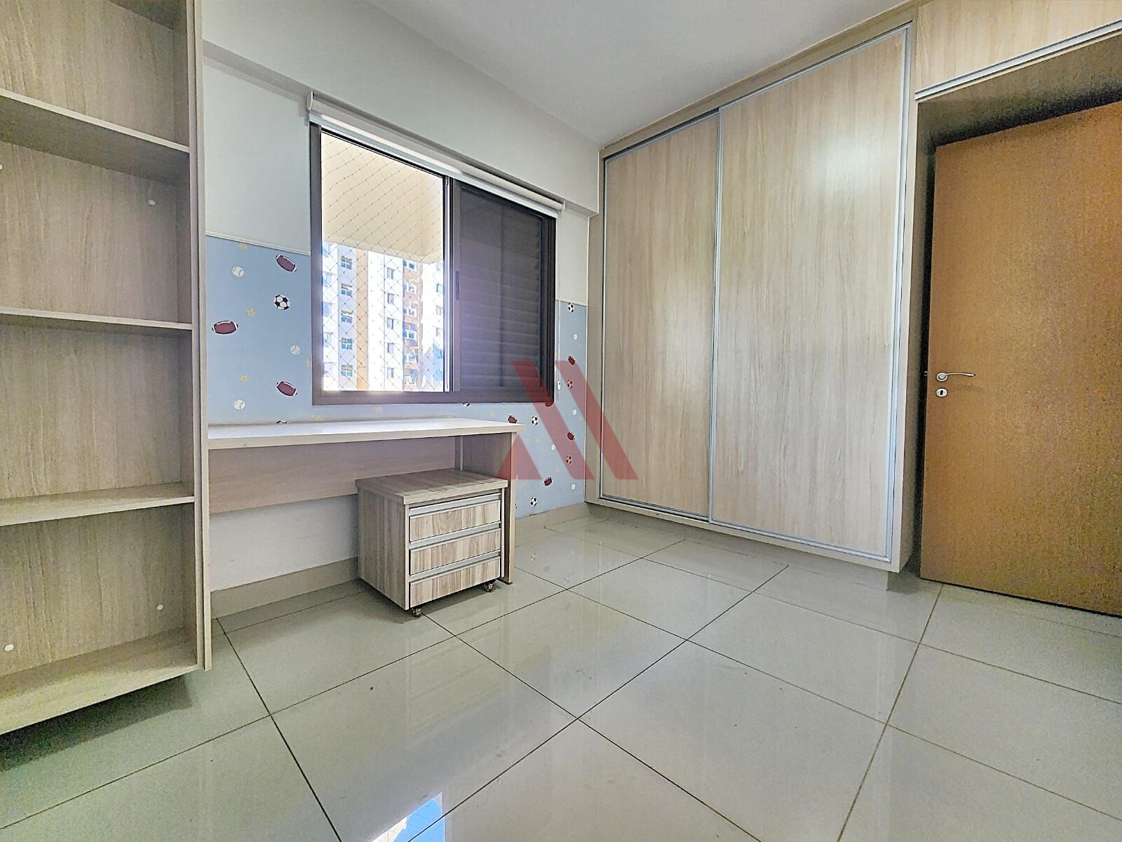 Apartamento para alugar com 3 quartos, 98m² - Foto 13