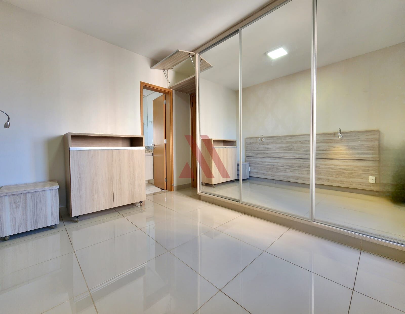 Apartamento para alugar com 3 quartos, 98m² - Foto 11