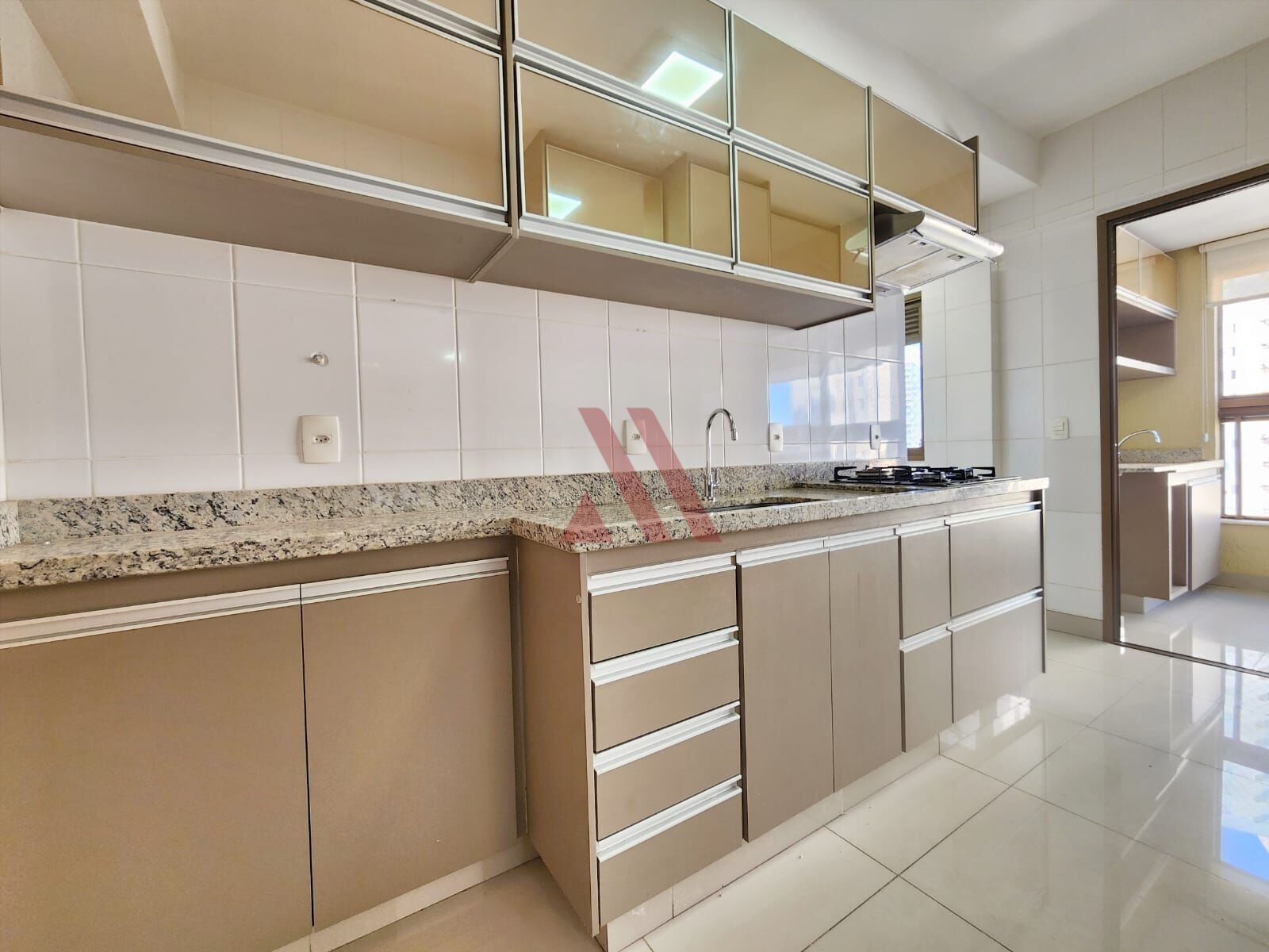 Apartamento para alugar com 3 quartos, 98m² - Foto 7