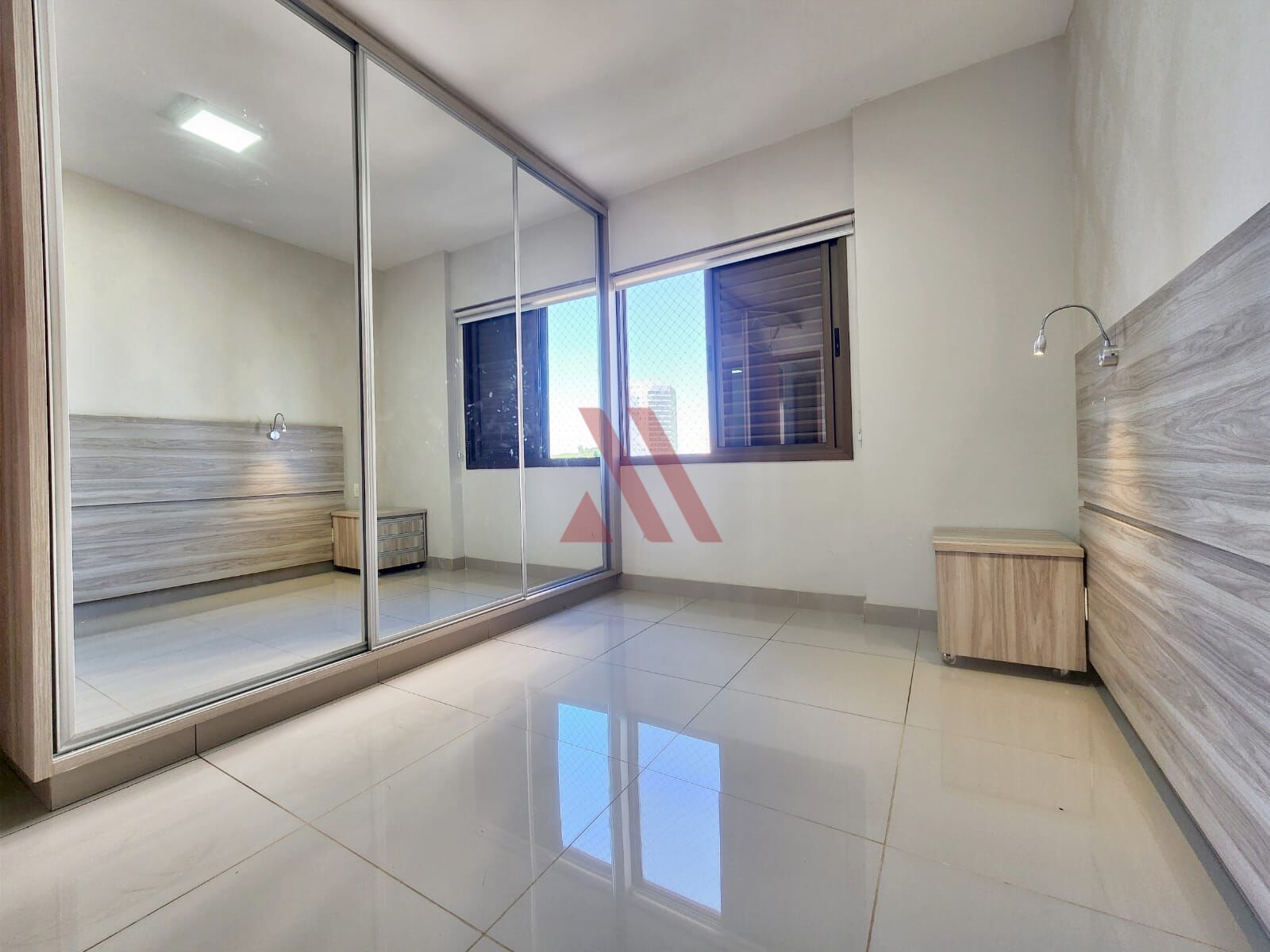 Apartamento para alugar com 3 quartos, 98m² - Foto 10