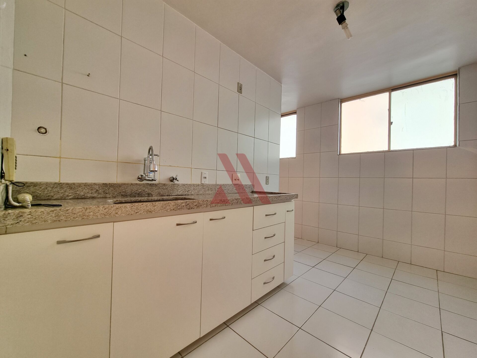 Apartamento para alugar com 2 quartos, 84m² - Foto 6