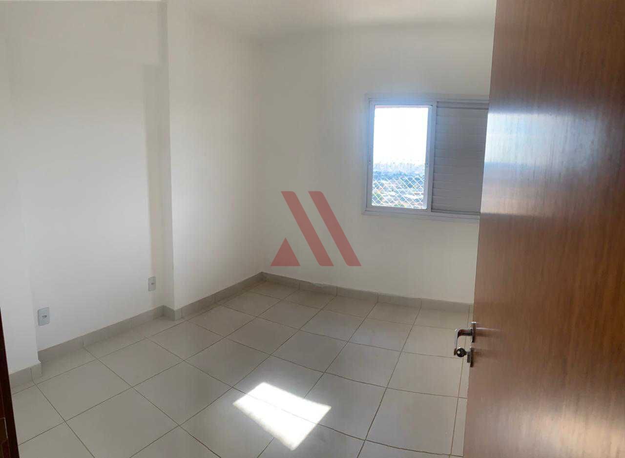 Apartamento à venda com 2 quartos, 68m² - Foto 8