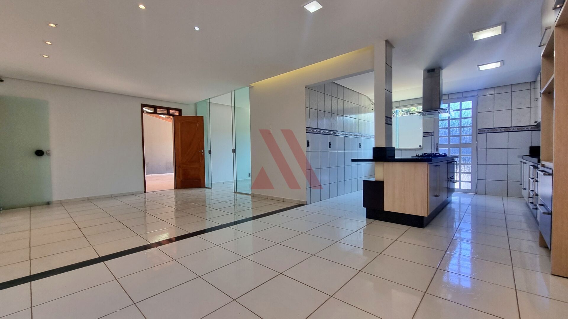 Casa, 3 quartos, 350 m² - Foto 3