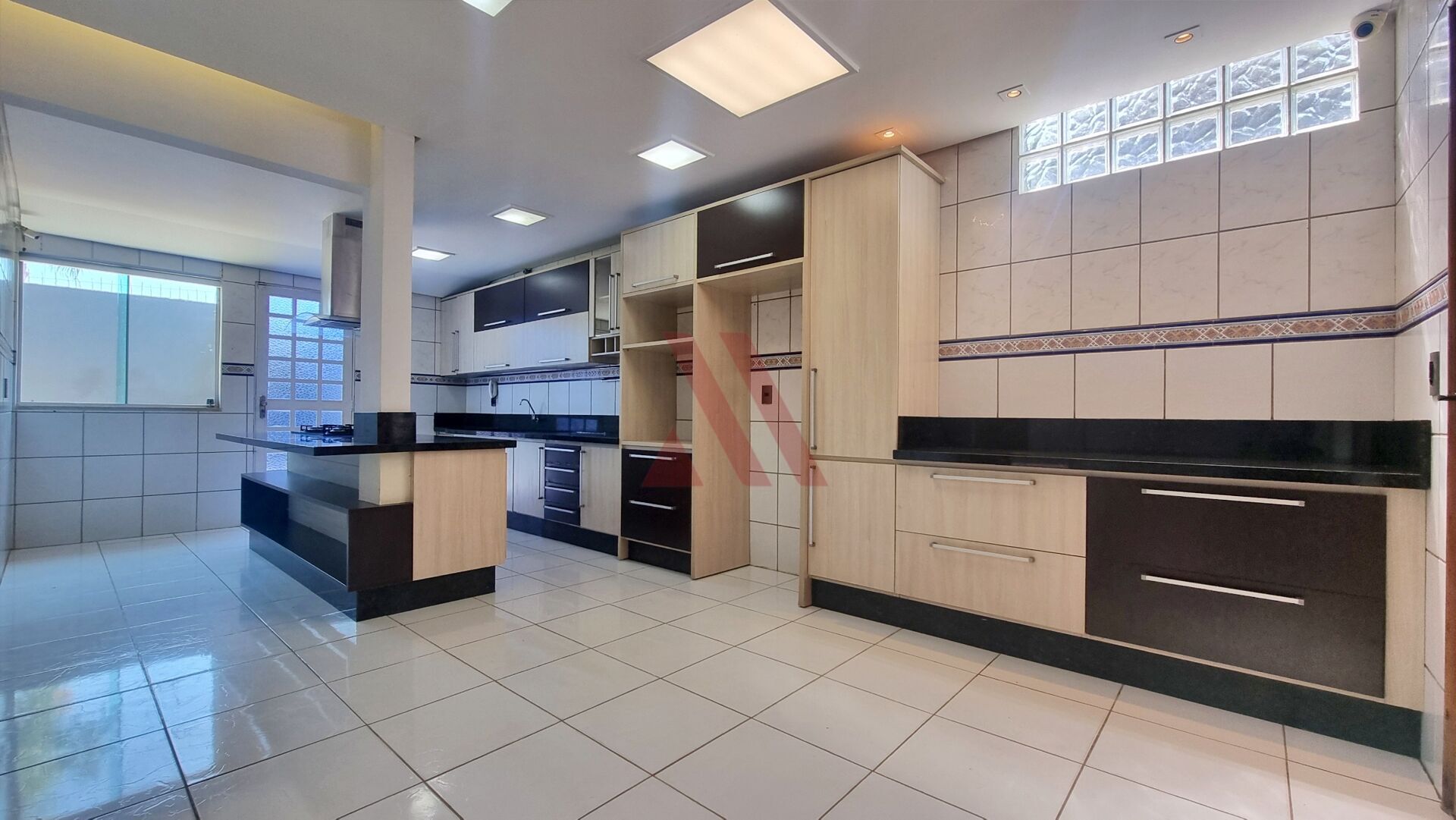 Casa, 3 quartos, 350 m² - Foto 2