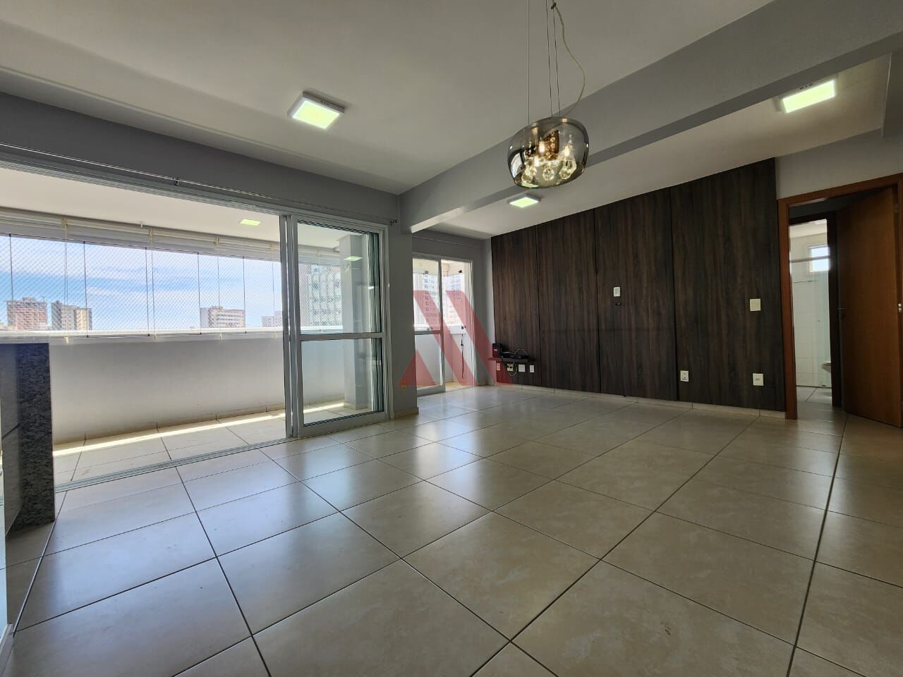 Apartamento para alugar com 2 quartos, 80m² - Foto 1