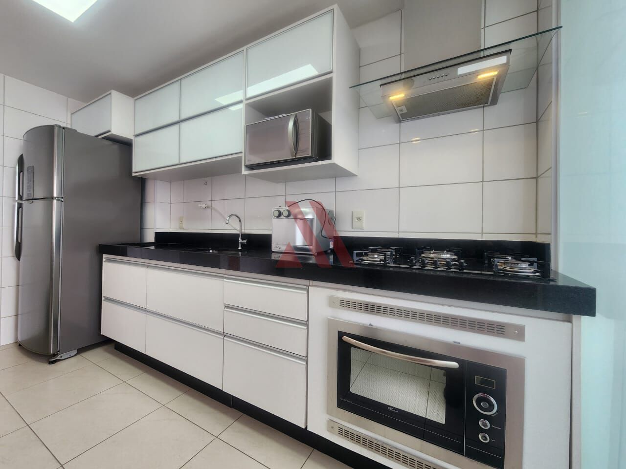 Apartamento para alugar com 2 quartos, 78m² - Foto 3