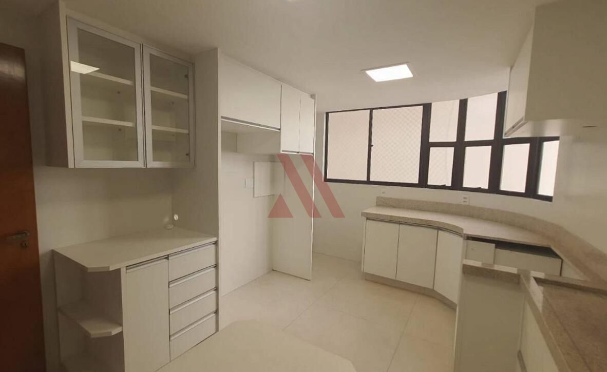 Apartamento, 4 quartos, 209 m² - Foto 13