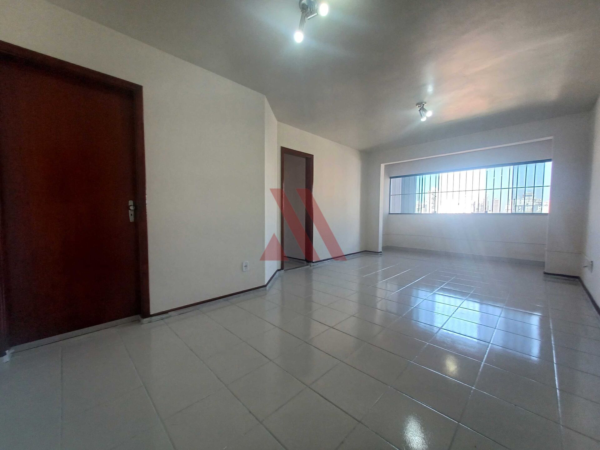 Apartamento para alugar com 3 quartos, 81m² - Foto 1
