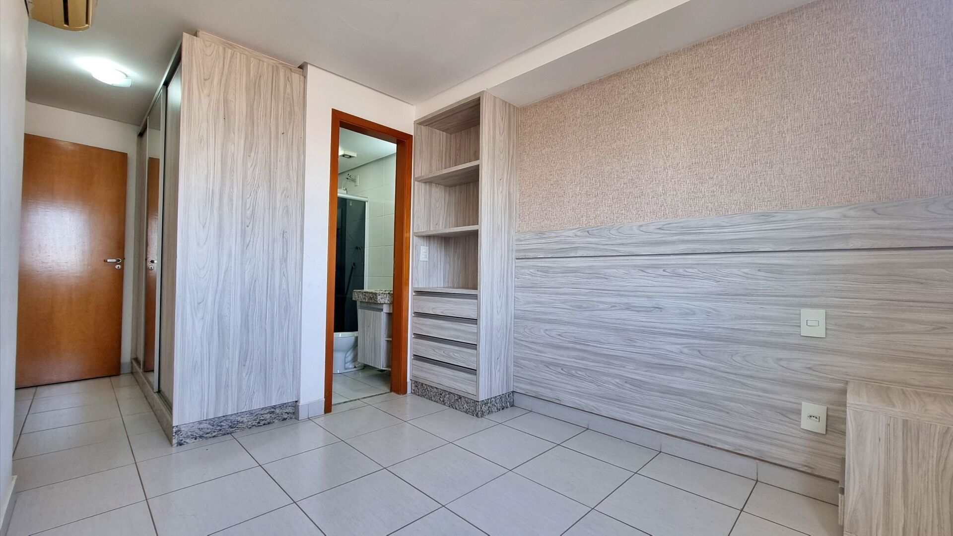 Apartamento à venda com 2 quartos, 68m² - Foto 14