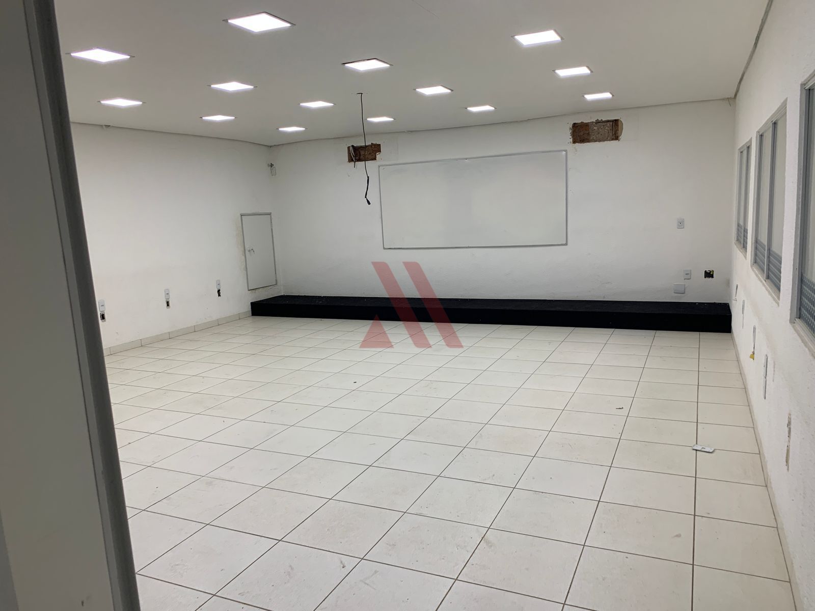 Sala-Conjunto, 300 m² - Foto 3