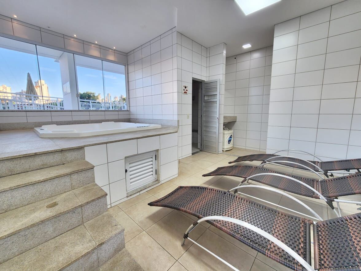 Apartamento para alugar com 2 quartos, 72m² - Foto 25