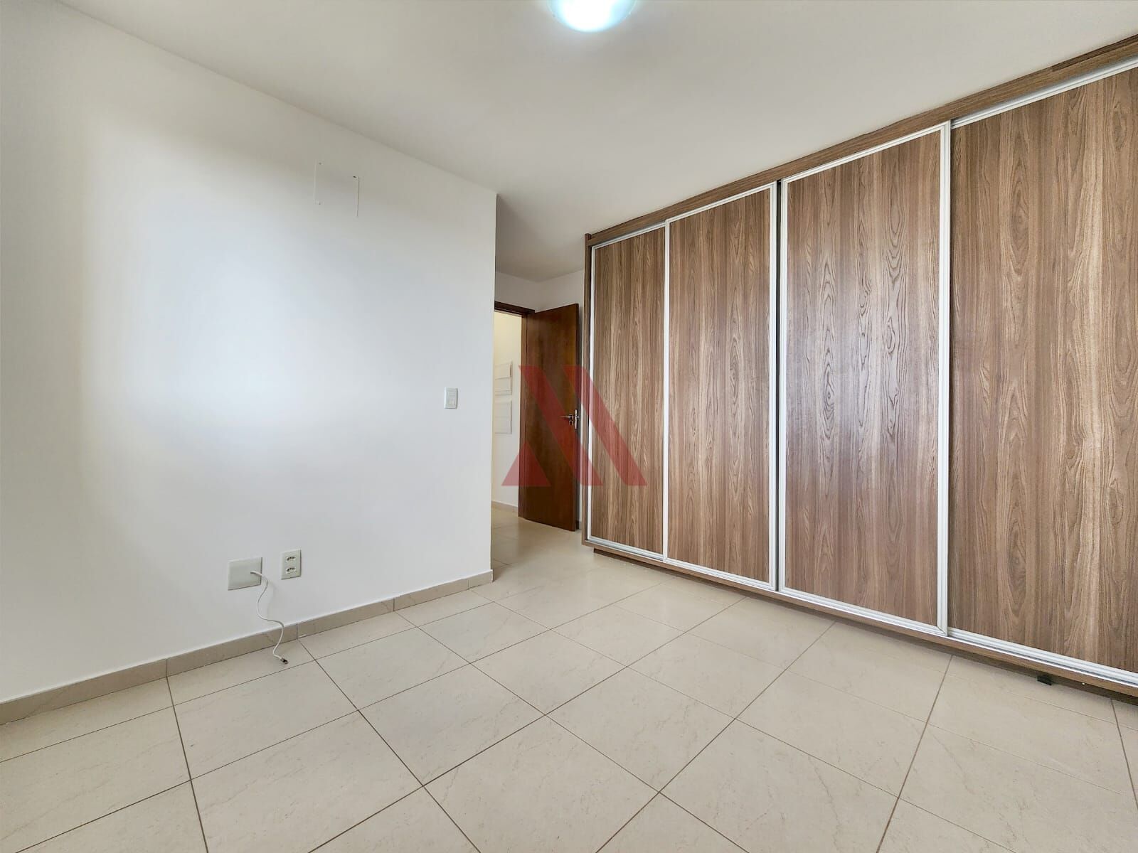 Apartamento à venda com 2 quartos, 68m² - Foto 11