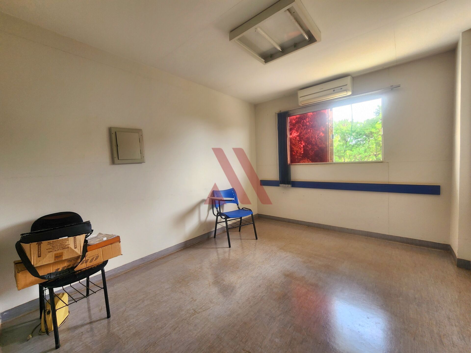 Prédio Inteiro para alugar com 16 quartos, 400m² - Foto 6
