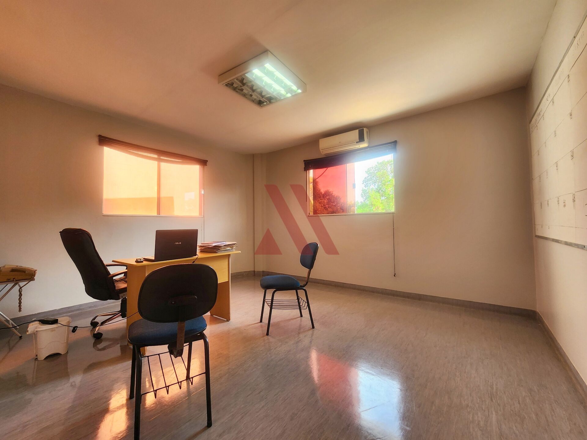 Prédio Inteiro para alugar com 16 quartos, 400m² - Foto 5