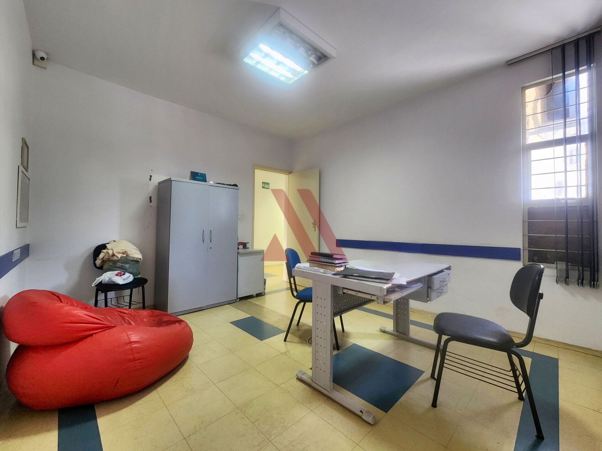 Prédio Inteiro para alugar com 16 quartos, 400m² - Foto 11