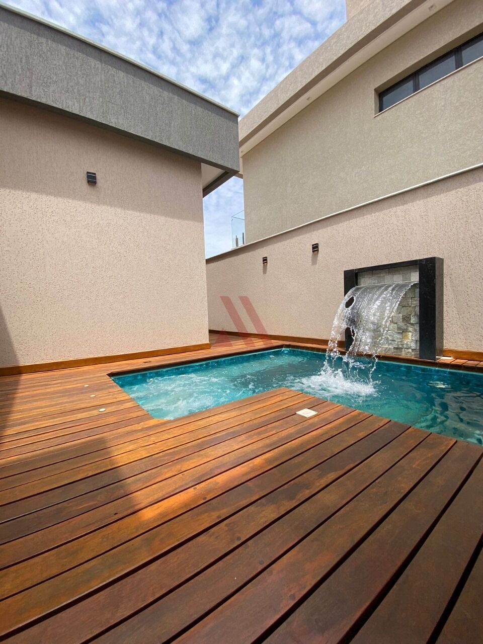 Casa, 3 quartos, 158 m² - Foto 1