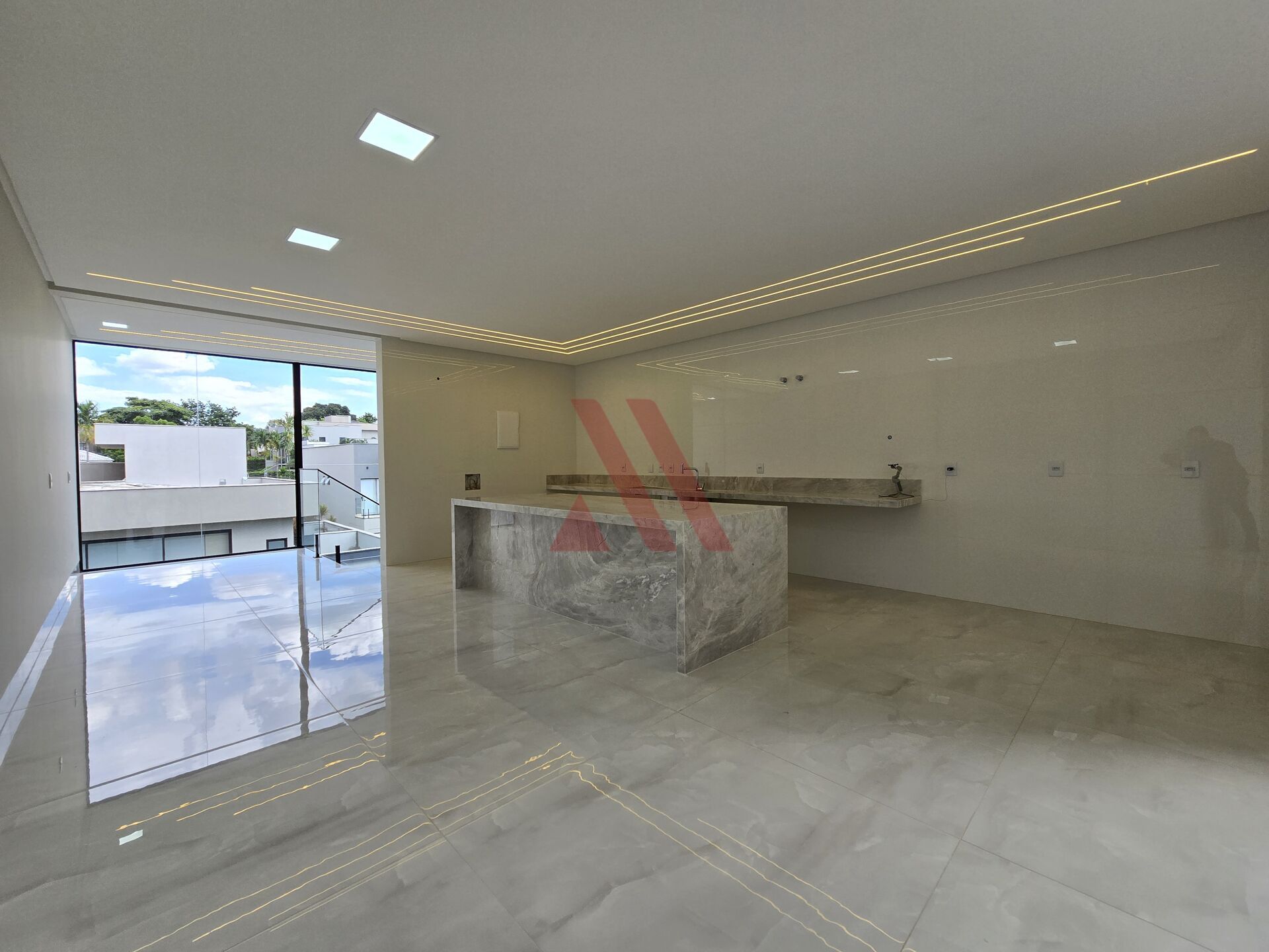 Sobrado à venda com 4 quartos, 335m² - Foto 8