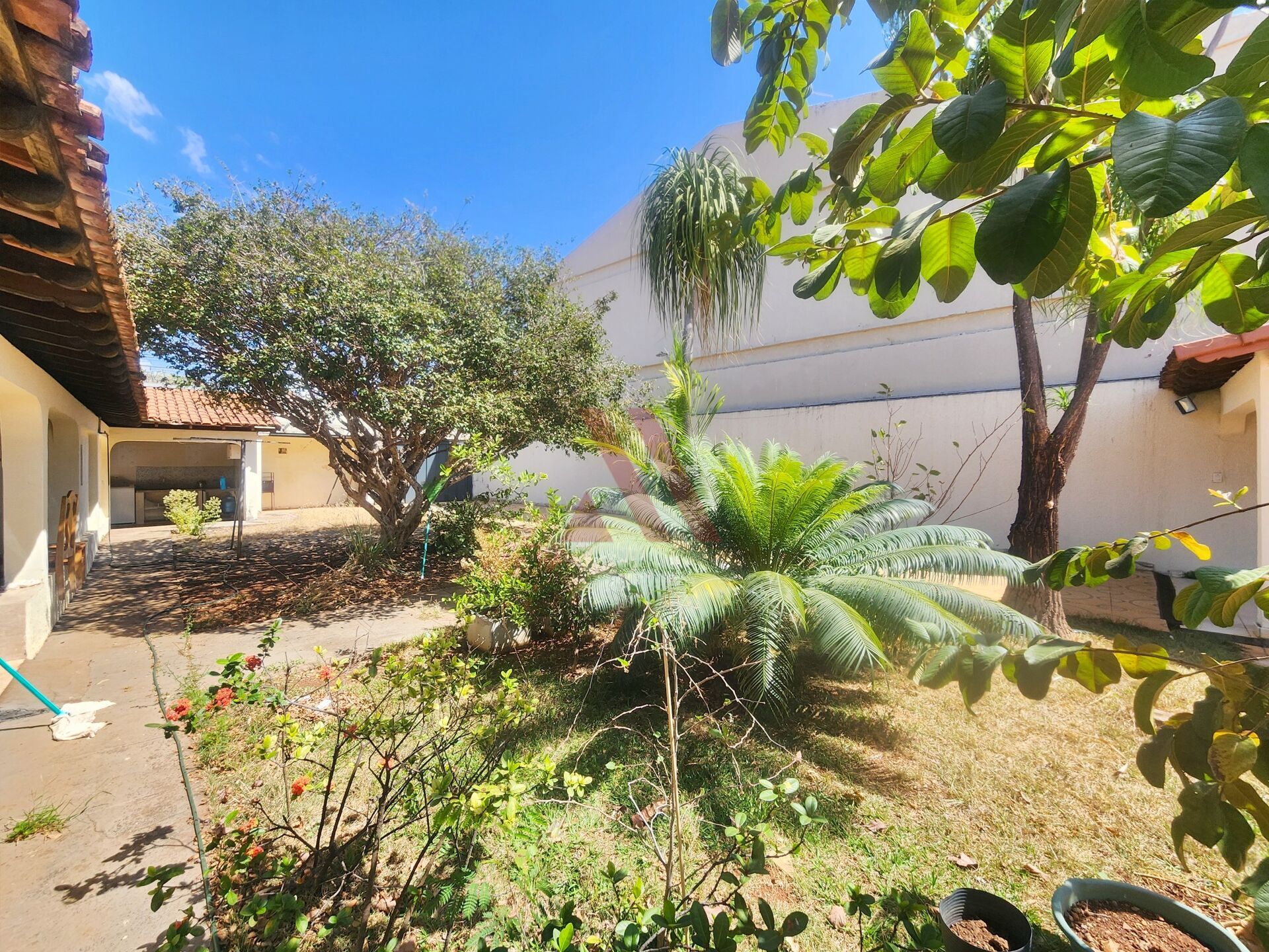 Casa, 4 quartos, 587 m² - Foto 3