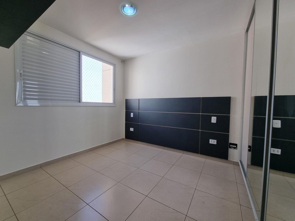 Apartamento para alugar com 2 quartos, 68m² - Foto 5