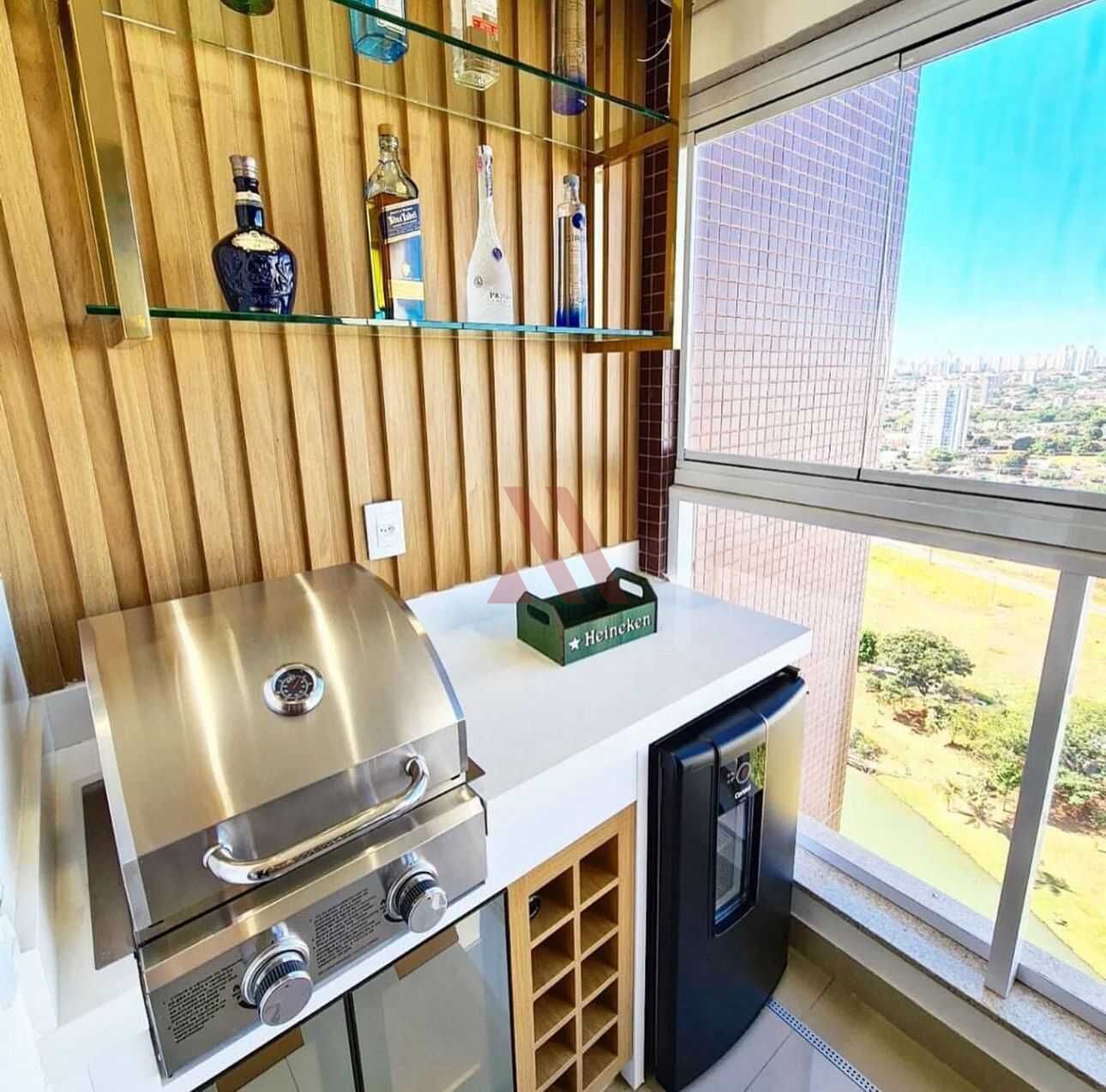 Apartamento à venda com 2 quartos, 72m² - Foto 2