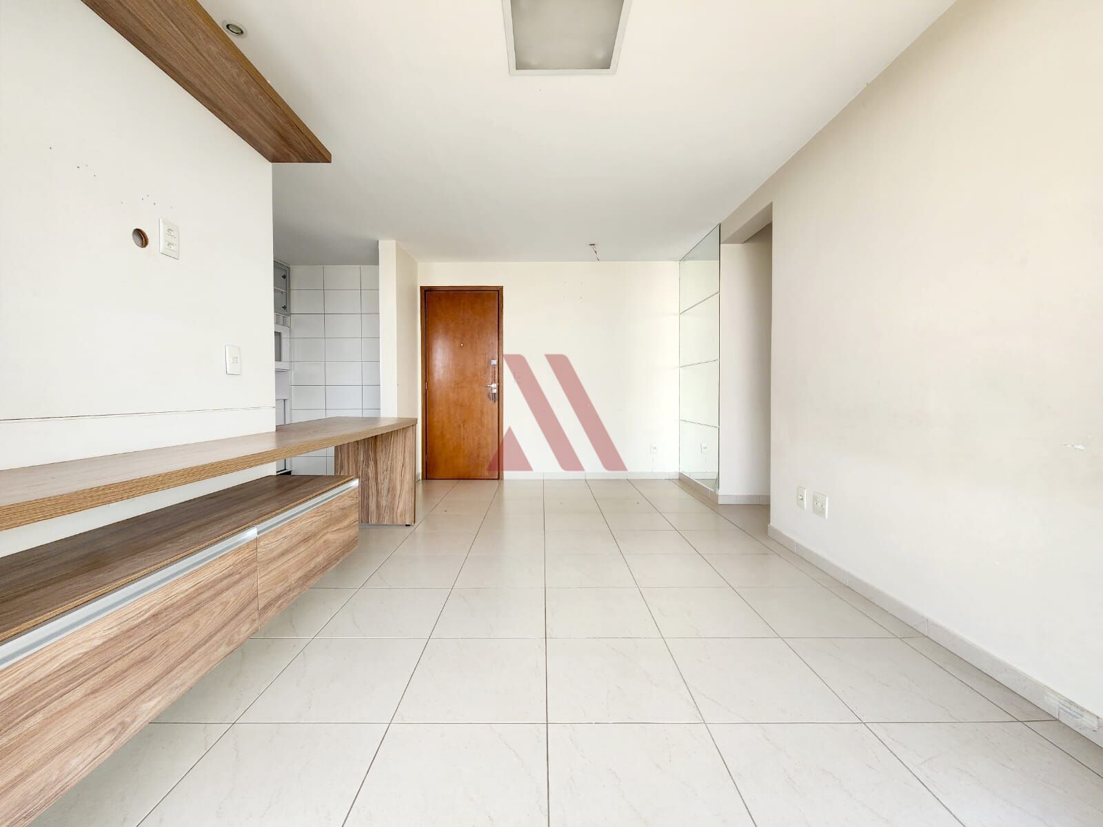 Apartamento à venda com 2 quartos, 73m² - Foto 2